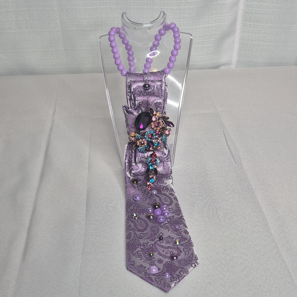 Handcrafted Luxury Fashion Necktie Necklace ๐ฟ (PURPLE - LICIOUS) - Picture 6 of 14